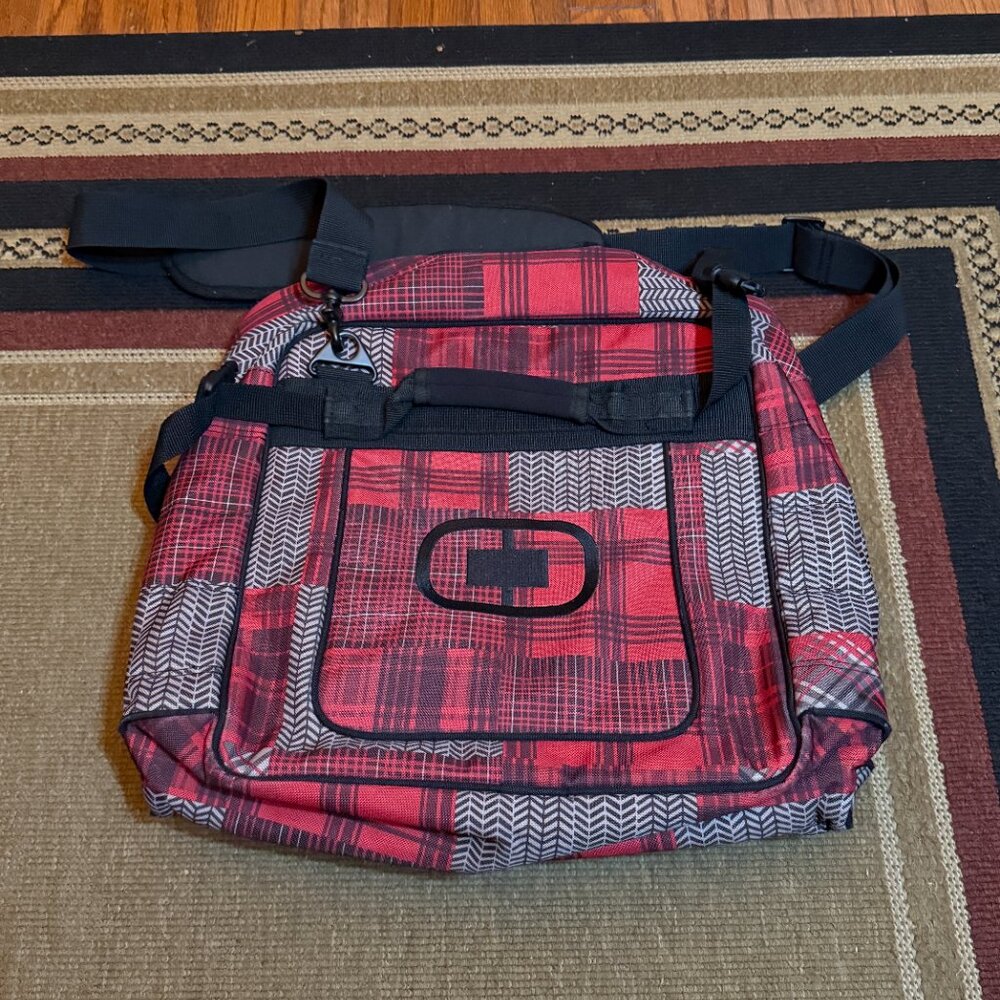 Ogio Quilted Pattern Bag - Like New